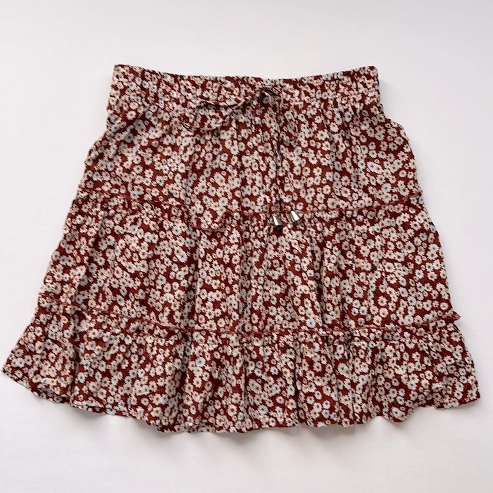 Shein elastic waist tiered red/orange & white floral skirt Size S